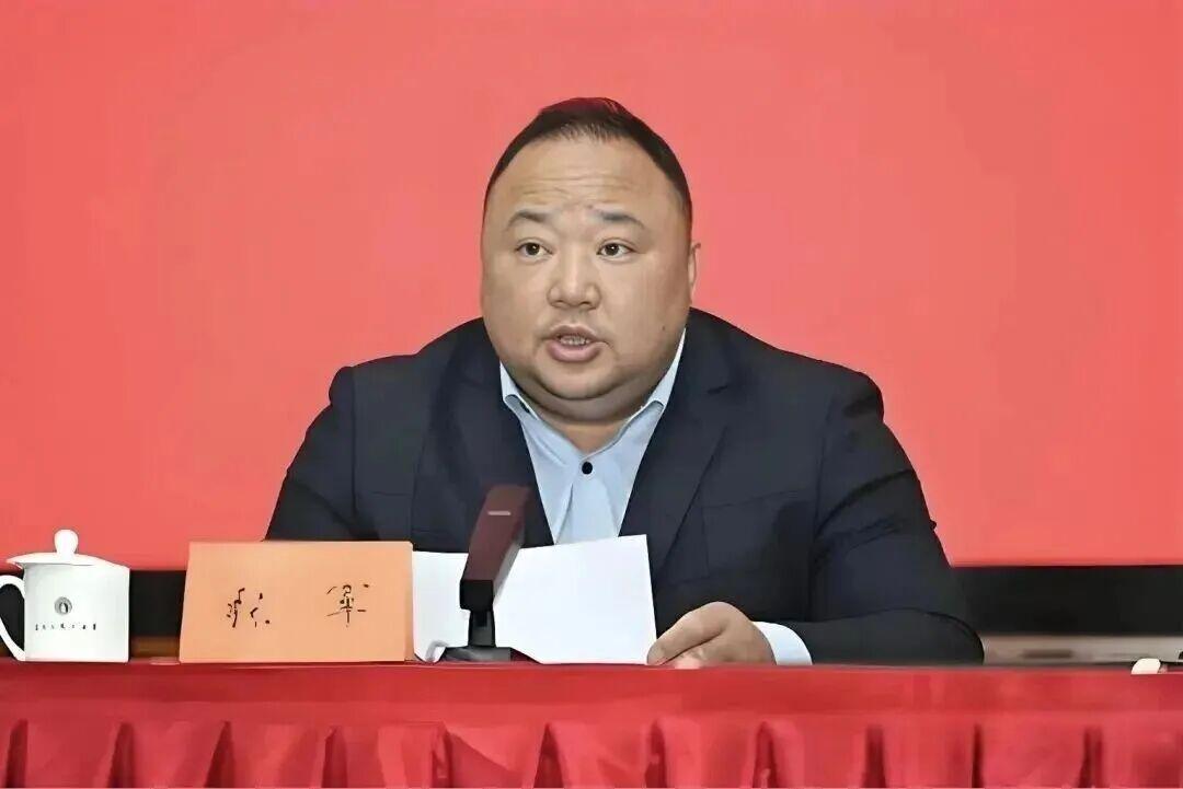 星空体育下载网址-首个被查的奥运冠军，居然与太胖有关？